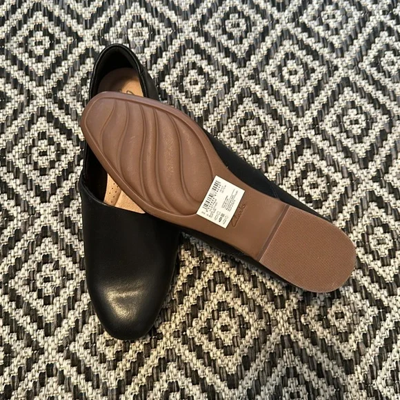 NWOT Clarks Juliet Palm Slip-On Black Leather Shoes 🖤 - Picture 3 of 4